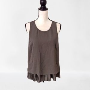 🌟Banana Republic Pleated Sleeveless Taupe Blouse Size Medium